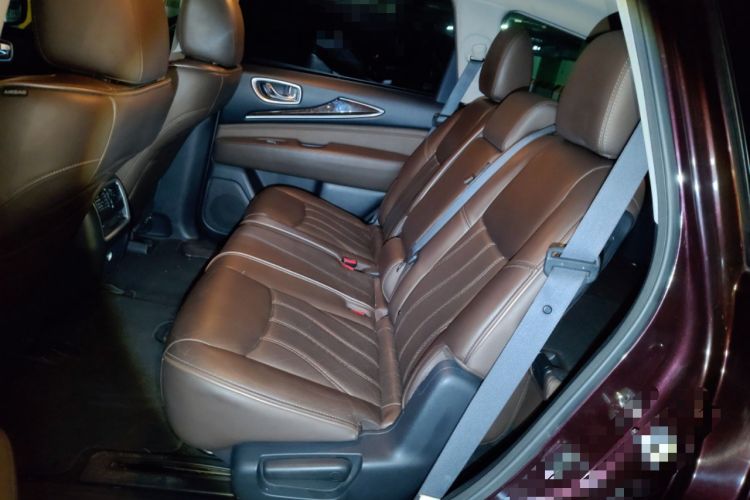 Used Infiniti JX 2013 JX35 Two-Wheel-Drive Excellence Edition Left Rear Seat