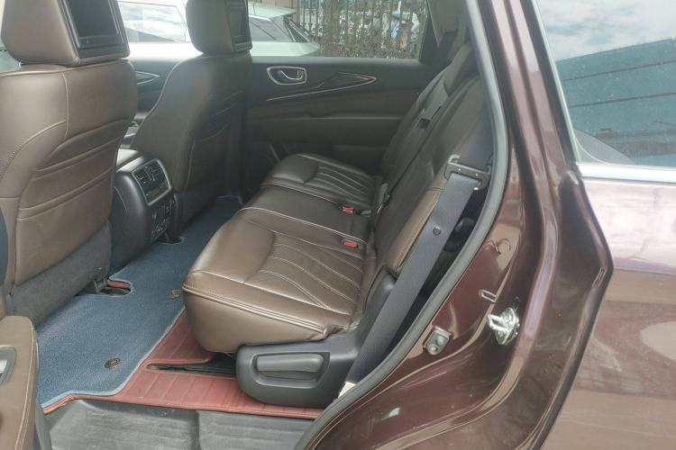 Used Infiniti JX 2013 JX35 4x4 All-Terrain Edition Left Rear Seat