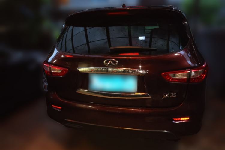 Used Infiniti JX 2013 JX35 Two-Wheel-Drive Excellence Edition Rear