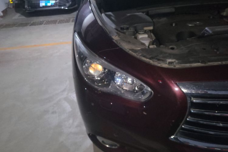Used Infiniti JX 2013 JX35 Two-Wheel-Drive Excellence Edition Right Front Headlight