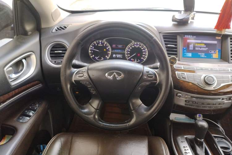 Used Infiniti JX 2013 JX35 4x4 All-Terrain Edition Steering Wheel