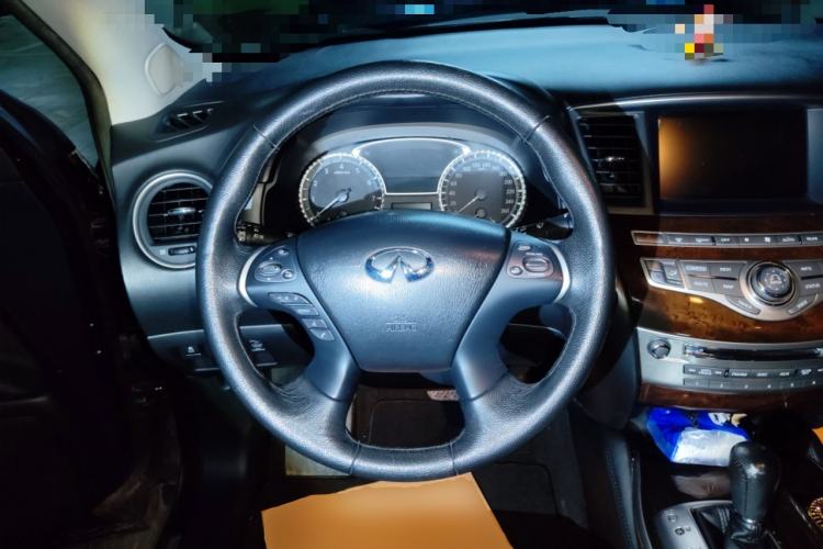 Used Infiniti JX 2013 JX35 Two-Wheel-Drive Excellence Edition Steering Wheel