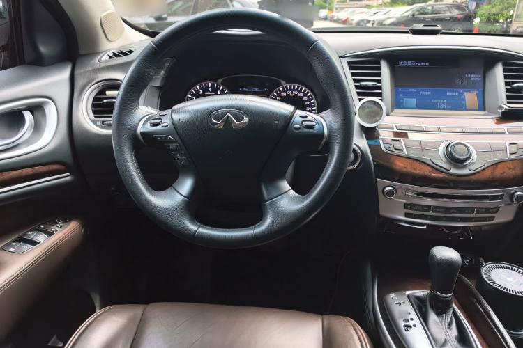 Used Infiniti JX 2013 JX35 Two-Wheel-Drive Excellence Edition Steering Wheel