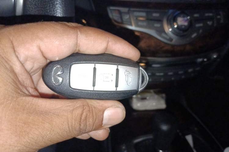 Used Infiniti JX 2013 JX35 4x4 All-Terrain Edition Vehicle Key