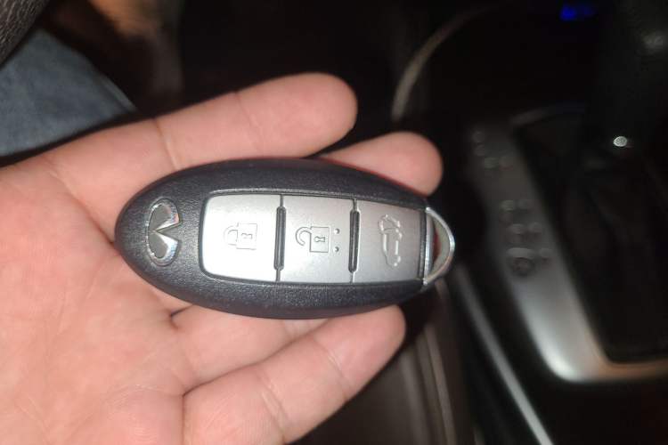 Used Infiniti JX 2013 JX35 Two-Wheel-Drive Excellence Edition Vehicle Key