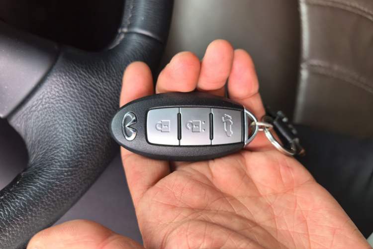 Used Infiniti JX 2013 JX35 Two-Wheel-Drive Excellence Edition Vehicle Key