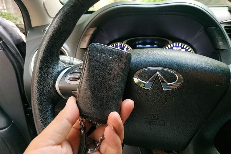 Used Infiniti JX 2013 JX35 Two-Wheel-Drive Excellence Edition Vehicle Key