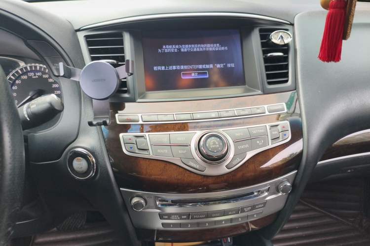 Used Infiniti JX 2013 JX35 Two-Wheel-Drive Excellence Edition Audio And AC Panel