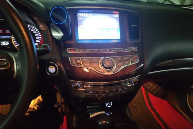 Used Infiniti JX 2013 JX35 4x4 All-Terrain Edition Audio And AC Panel