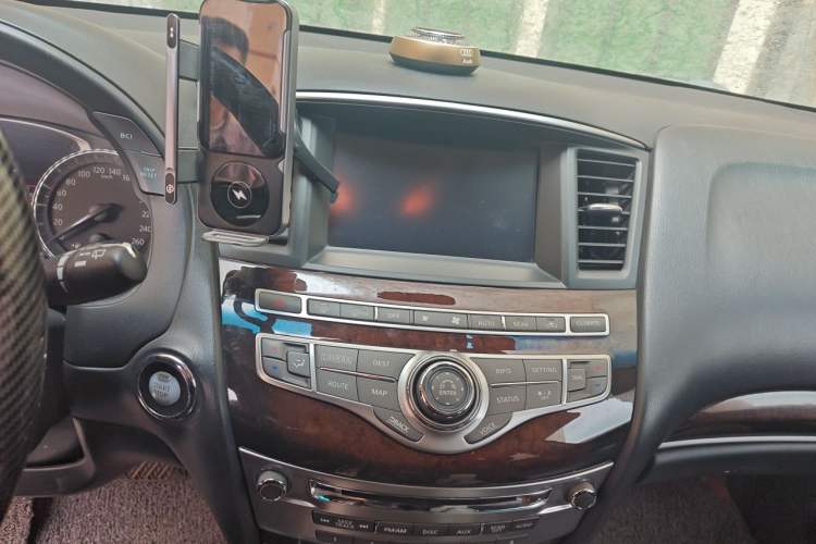 Used Infiniti JX 2013 JX35 4x4 All-Terrain Edition Audio And AC Panel