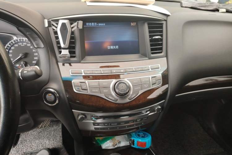 Used Infiniti JX 2013 JX35 4x4 All-Terrain Edition Audio And AC Panel