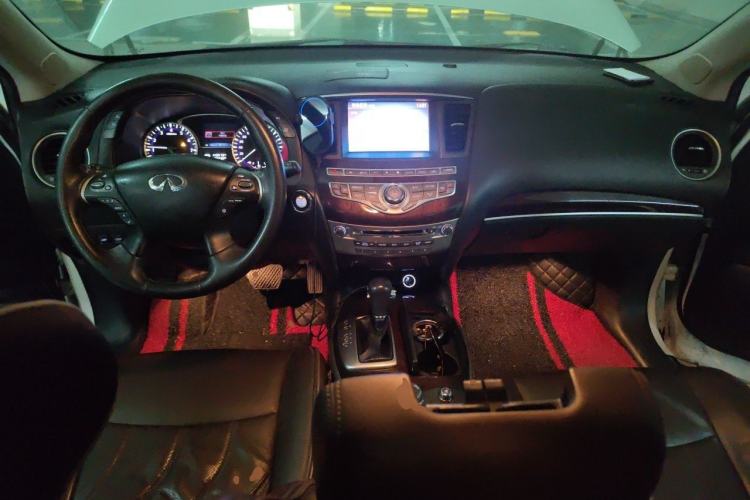 Used Infiniti JX 2013 JX35 4x4 All-Terrain Edition Center Console