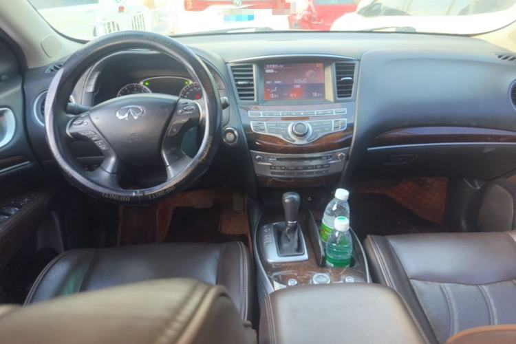 Used Infiniti JX 2013 JX35 4x4 All-Terrain Edition Center Console