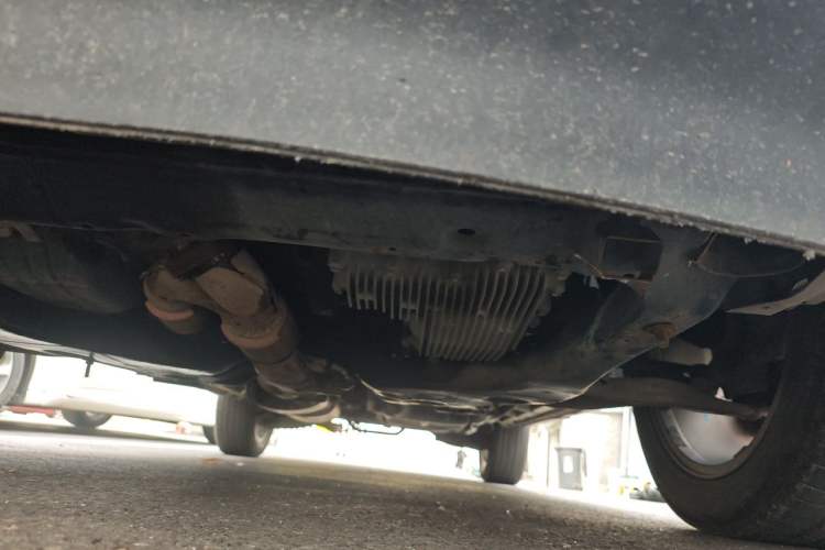 Used Infiniti JX 2013 JX35 Two-Wheel-Drive Excellence Edition Chassis Front