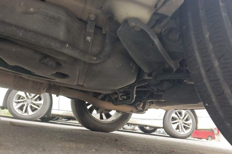 Used Infiniti JX 2013 JX35 Two-Wheel-Drive Excellence Edition Chassis Rear Left