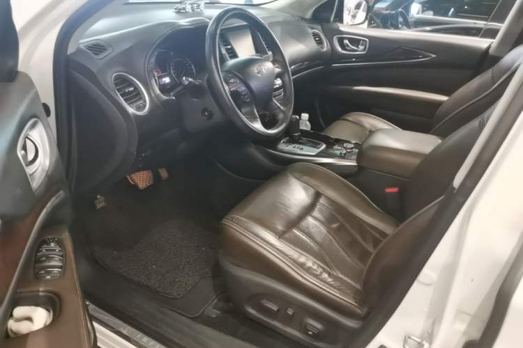Used Infiniti JX 2013 JX35 Two-Wheel-Drive Excellence Edition Driver Seat