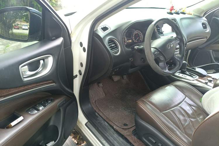 Used Infiniti JX 2013 JX35 4x4 All-Terrain Edition Driver Seat