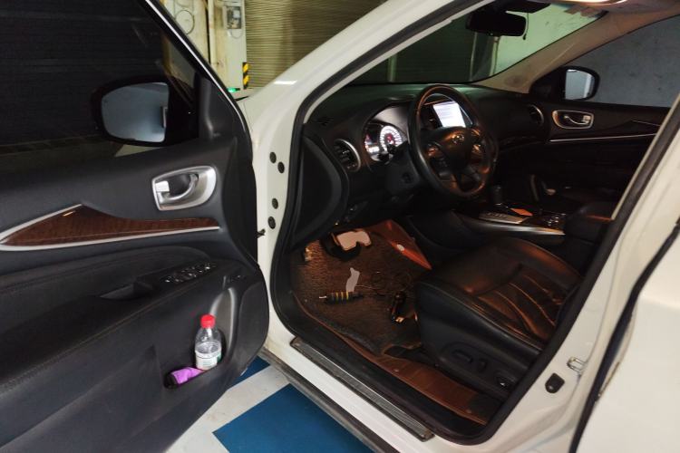 Used Infiniti JX 2013 JX35 4x4 All-Terrain Edition Driver Seat