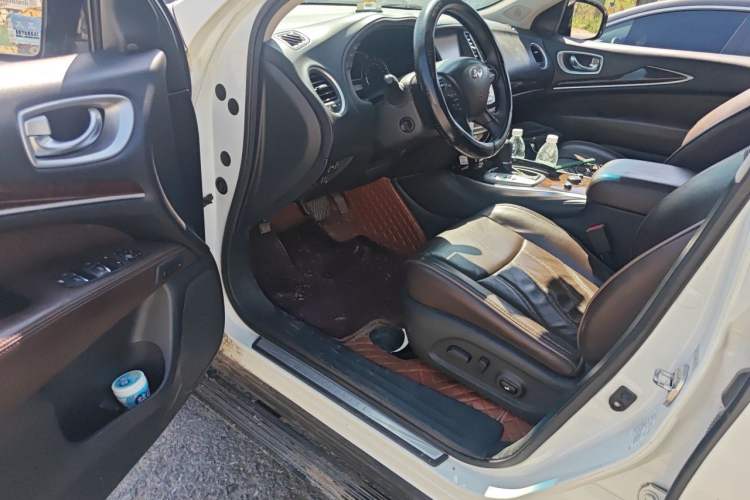 Used Infiniti JX 2013 JX35 4x4 All-Terrain Edition Driver Seat