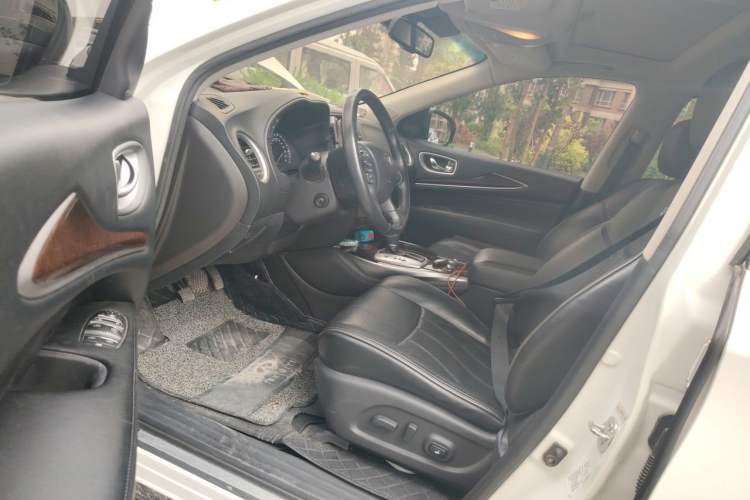 Used Infiniti JX 2013 JX35 4x4 All-Terrain Edition Driver Seat