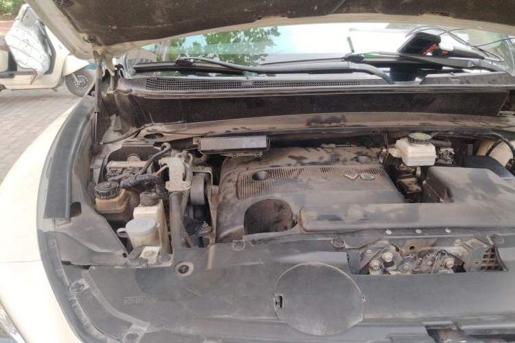 Used Infiniti JX 2013 JX35 4x4 All-Terrain Edition Engine Bay Right
