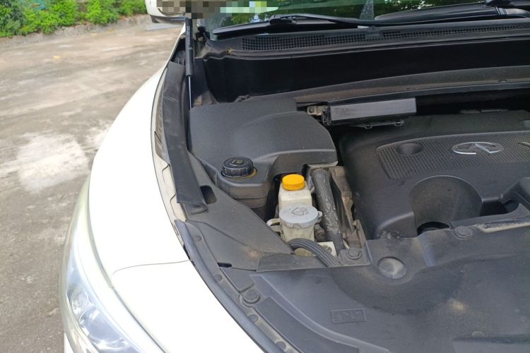 Used Infiniti JX 2013 JX35 4x4 All-Terrain Edition Engine Bay Right