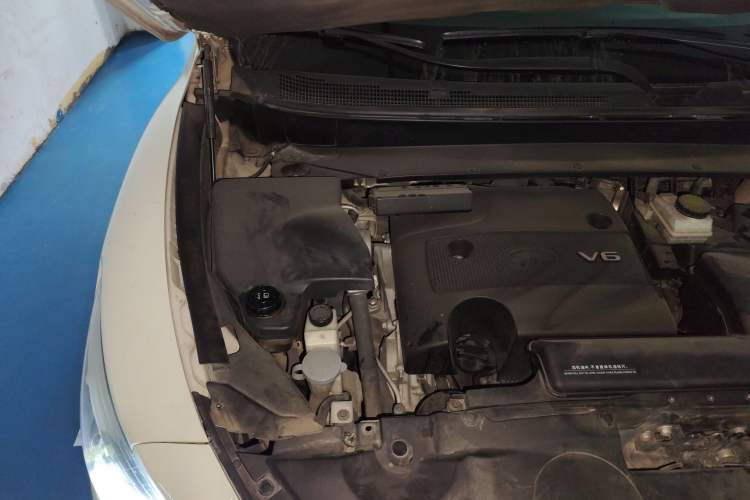 Used Infiniti JX 2013 JX35 4x4 All-Terrain Edition Engine Bay Right