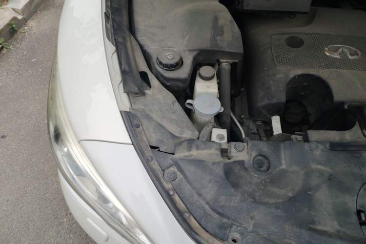 Used Infiniti JX 2013 JX35 4x4 All-Terrain Edition Engine Bay Right
