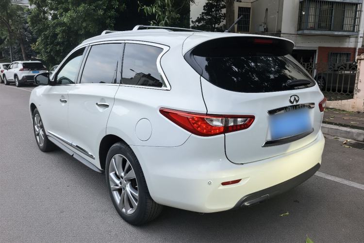 Used Infiniti JX 2013 JX35 Two-Wheel-Drive Excellence Edition Exterior 4