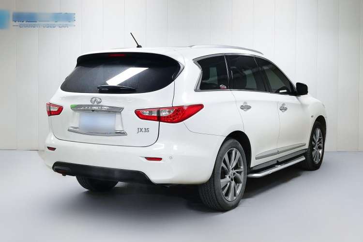 Used Infiniti JX 2013 JX35 Two-Wheel-Drive Excellence Edition Exterior 5