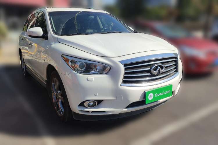 Used Infiniti JX 2013 JX35 Two-Wheel-Drive Excellence Edition Front Right 45 Deg