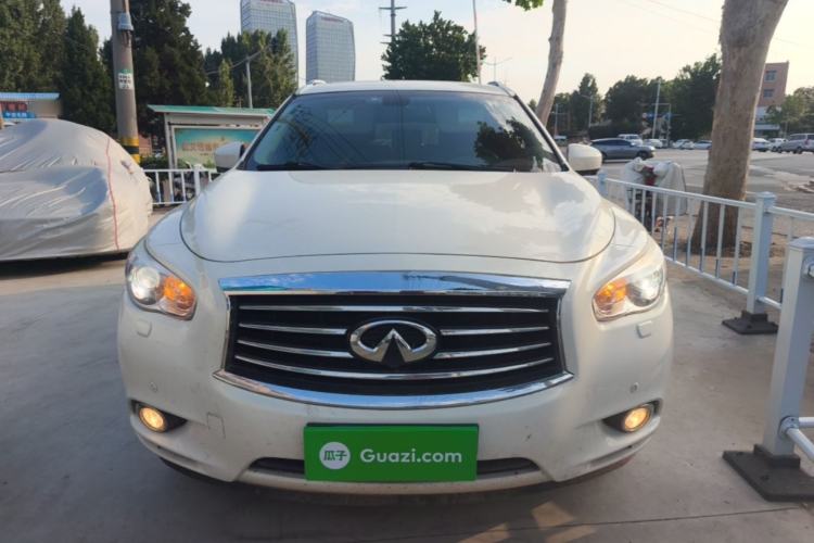 Used Infiniti JX 2013 JX35 4x4 All-Terrain Edition Front