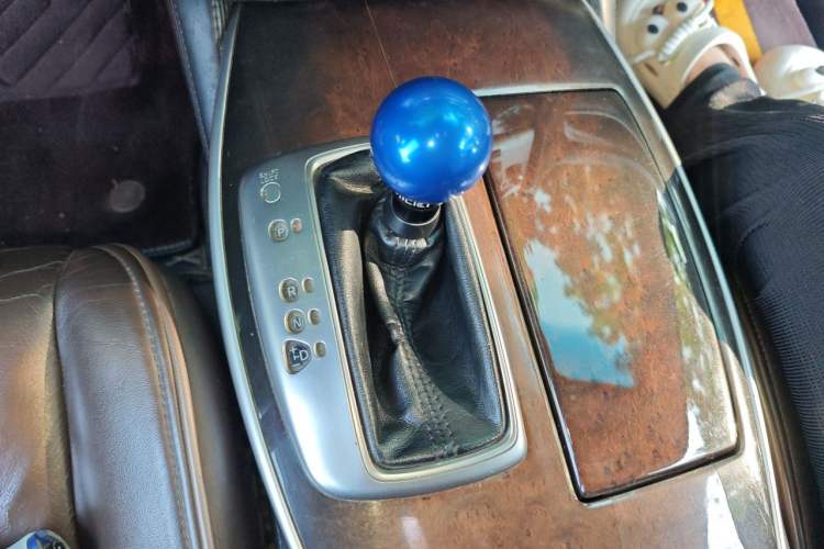 Used Infiniti JX 2013 JX35 4x4 All-Terrain Edition Gear Lever