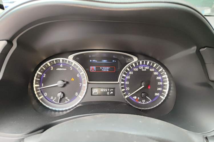 Used Infiniti JX 2013 JX35 Two-Wheel-Drive Excellence Edition Instrument Cluster