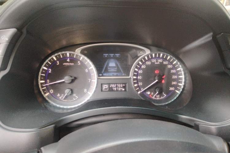 Used Infiniti JX 2013 JX35 4x4 All-Terrain Edition Instrument Cluster