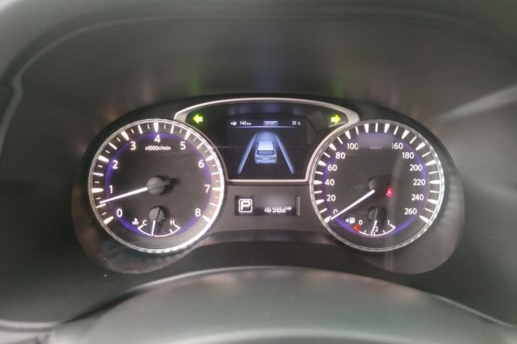 Used Infiniti JX 2013 JX35 Two-Wheel-Drive Excellence Edition Instrument Cluster