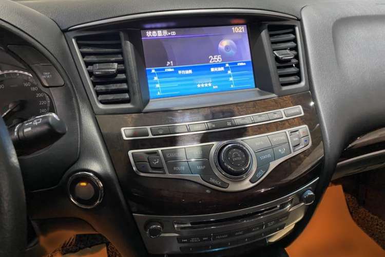 Used Infiniti JX 2013 JX35 Two-Wheel-Drive Excellence Edition Interior 11