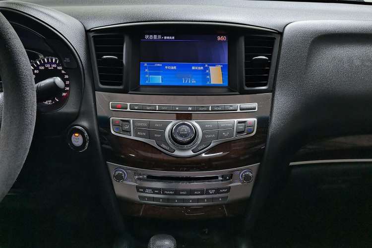Used Infiniti JX 2013 JX35 Two-Wheel-Drive Excellence Edition Interior 3