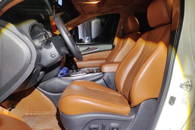 Used Infiniti JX 2013 JX35 Two-Wheel-Drive Excellence Edition Left Front Seat