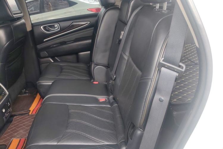 Used Infiniti JX 2013 JX35 4x4 All-Terrain Edition Left Rear Seat