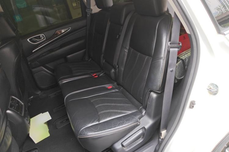 Used Infiniti JX 2013 JX35 4x4 All-Terrain Edition Left Rear Seat