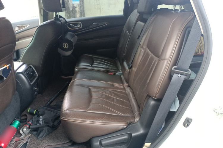 Used Infiniti JX 2013 JX35 4x4 All-Terrain Edition Left Rear Seat