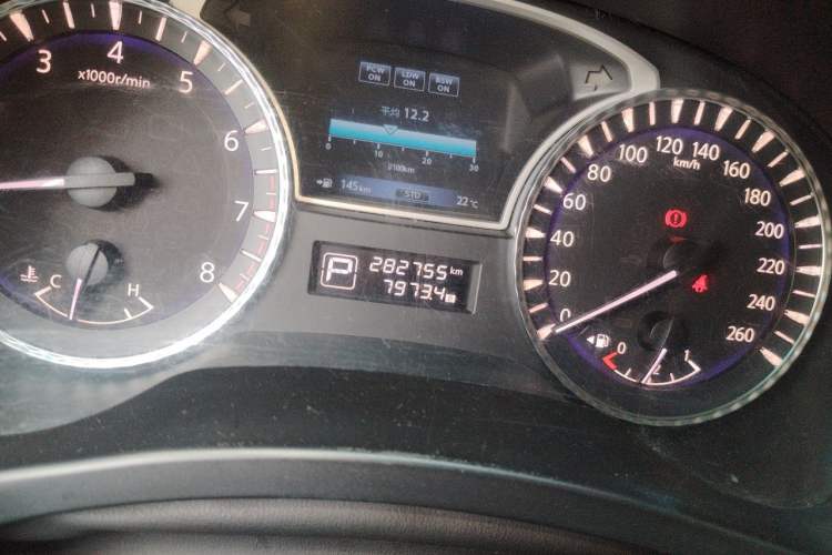 Used Infiniti JX 2013 JX35 4x4 All-Terrain Edition Odometer Close Up