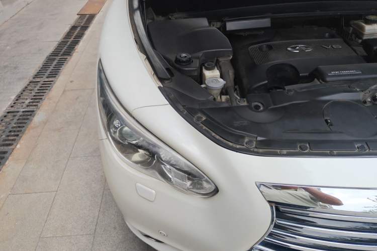 Used Infiniti JX 2013 JX35 4x4 All-Terrain Edition Right Front Headlight