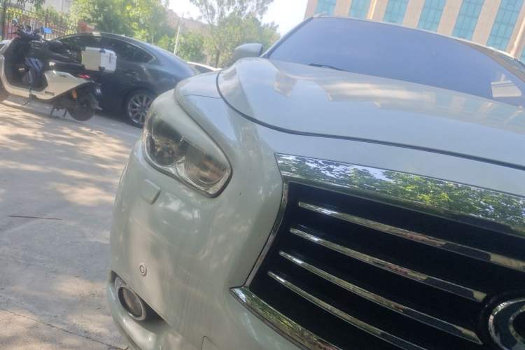 Used Infiniti JX 2013 JX35 4x4 All-Terrain Edition Right Front Headlight