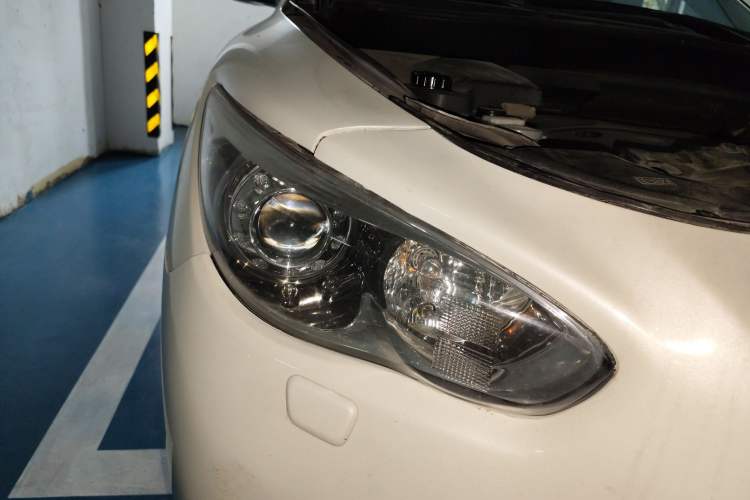 Used Infiniti JX 2013 JX35 4x4 All-Terrain Edition Right Front Headlight