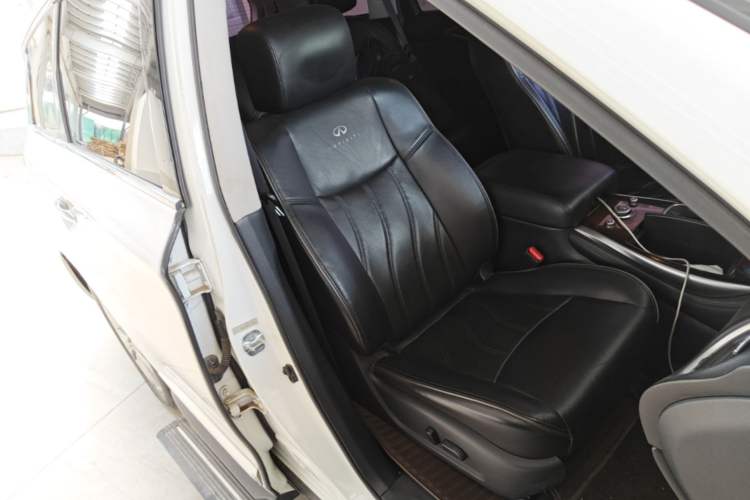 Used Infiniti JX 2013 JX35 4x4 All-Terrain Edition Right Front Seat