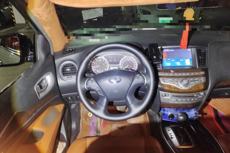 Used Infiniti JX 2013 JX35 Two-Wheel-Drive Excellence Edition Steering Wheel