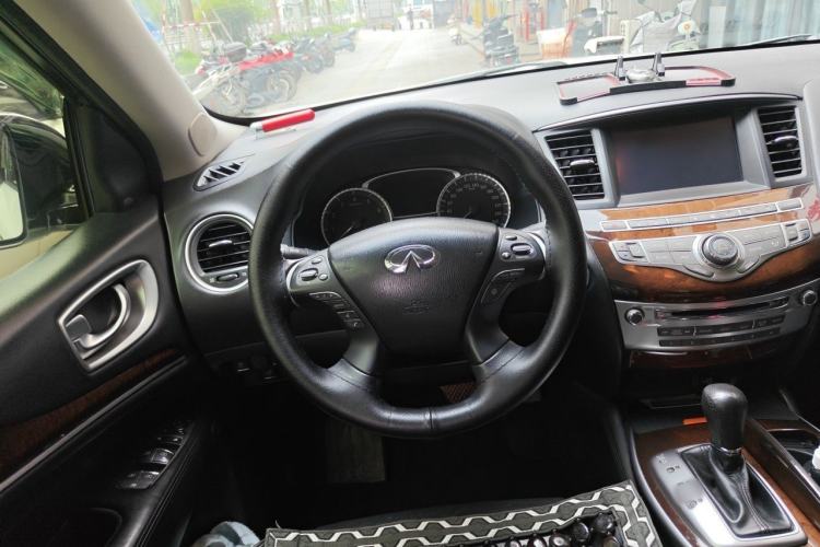 Used Infiniti JX 2013 JX35 4x4 All-Terrain Edition Steering Wheel