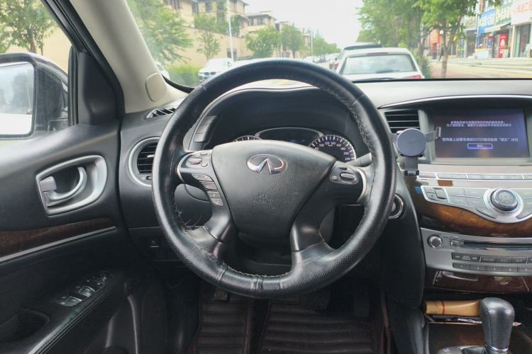 Used Infiniti JX 2013 JX35 Two-Wheel-Drive Excellence Edition Steering Wheel